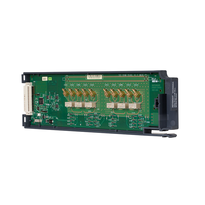 是德科技 DAQM905A 用于 DAQ970A 的 2 GHz 双路 1:4 射频多路复用器 50 Ω 模块