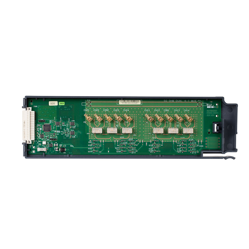 是德科技 DAQM905A 用于 DAQ970A 的 2 GHz 双路 1:4 射频多路复用器 50 Ω 模块