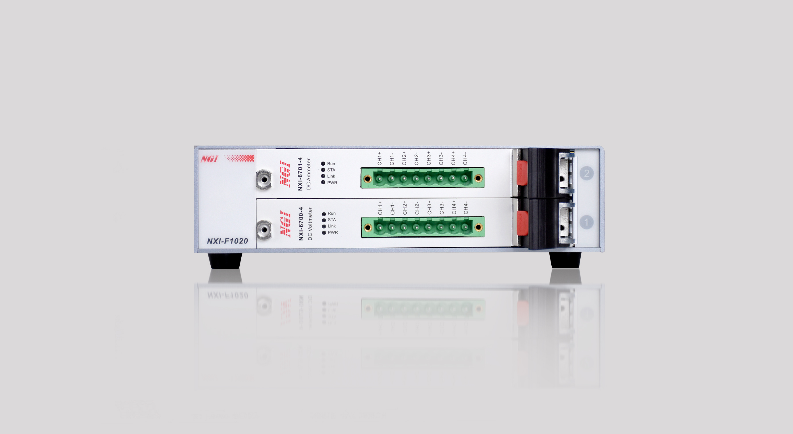 NXI-F1020 双槽位NXI测控机箱